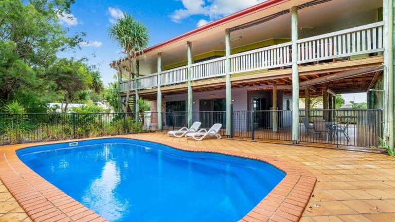 House Rainbow Beach