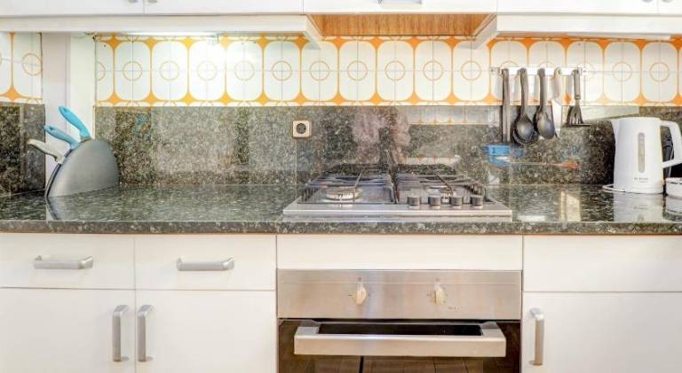 Fully equipped rental apartment with terrace | Next to the beach | Pet-friendly — photo 3