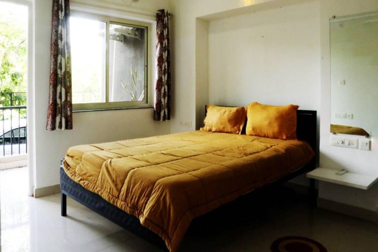 Holiday apartment with pool — photo 2
