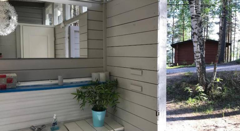 Lodge with grill, sauna & patio — photo 2