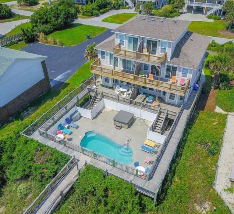 House  Emerald Isle