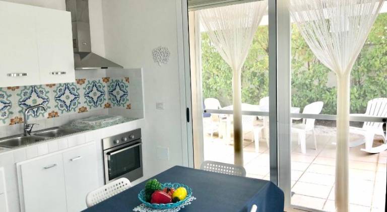 House with 2 rooms for 4 persons — photo 3