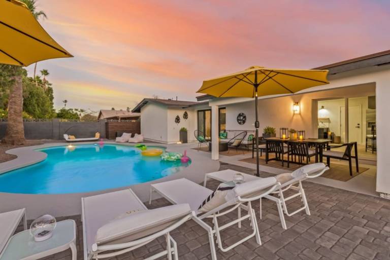 Casa Paradiso Pool FirePit Al Fresco Living