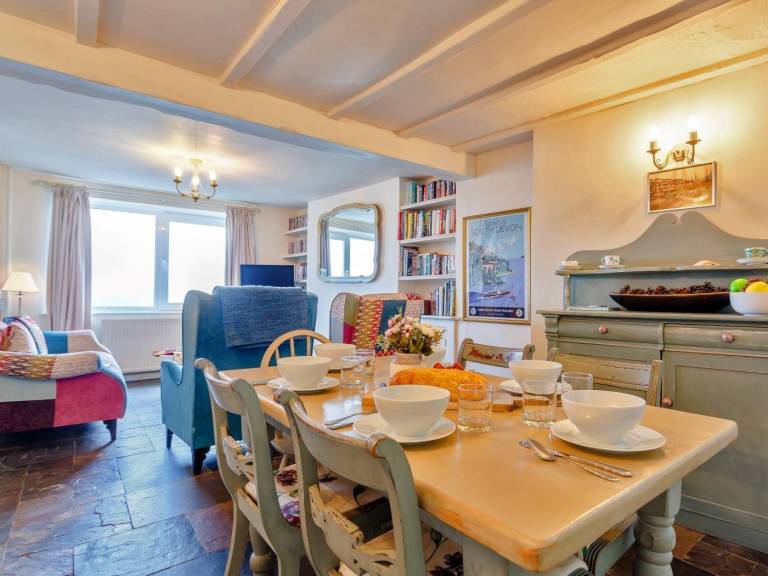 Cottage | Water view — photo 2
