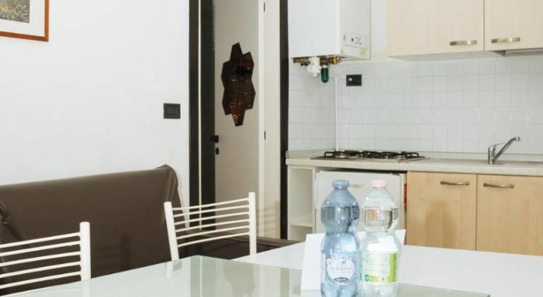 Ample rental apartment with terrace, hot tub & garden | Close to the beach | Suitable for remote work | Pets are welcome — photo 4