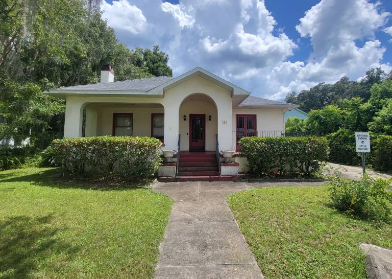 House DeLand