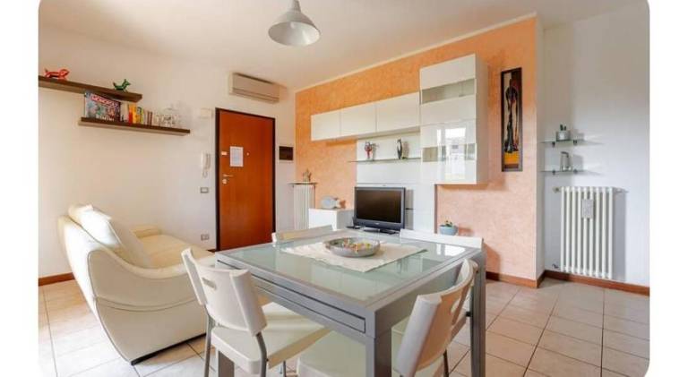 Holiday apartment with 2 rooms for 5 persons — photo 2
