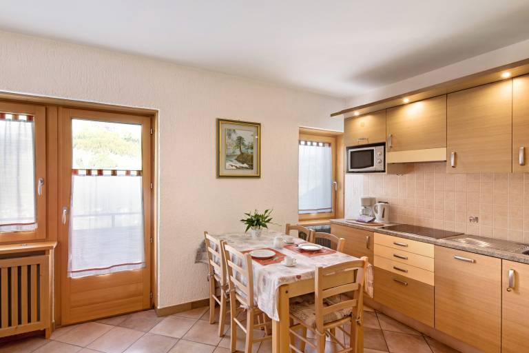Apartment Residence Attila Panorama with Mountain View, Balcony & Wi-Fi — photo 4
