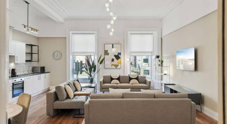Holiday apartment | Close to George Square — photo 5