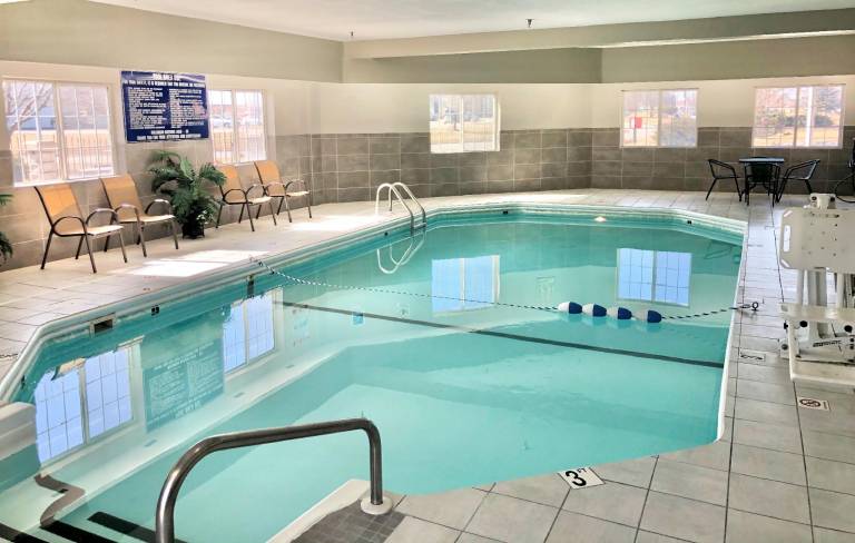 Red Roof Inn & Suites Omaha - Council Bluffs in Council Bluffs, IA