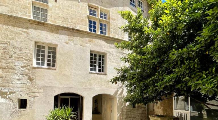 Rental apartment | Close to Popes' Palace — photo 4