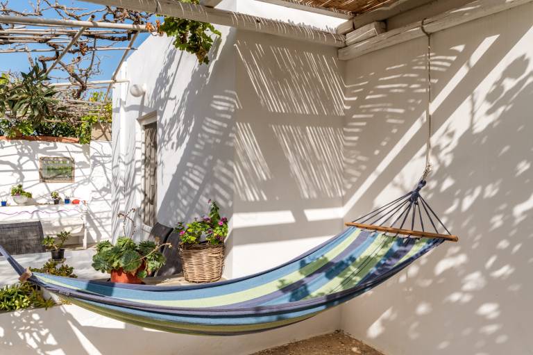 House with terrace, fast internet & garden | Garden view — photo 2