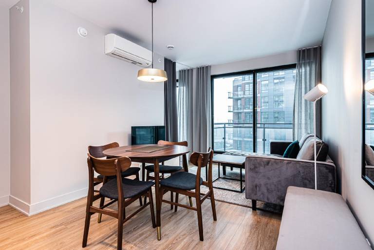 WERFY Luxury Apart-Hotel in Montréal, QC