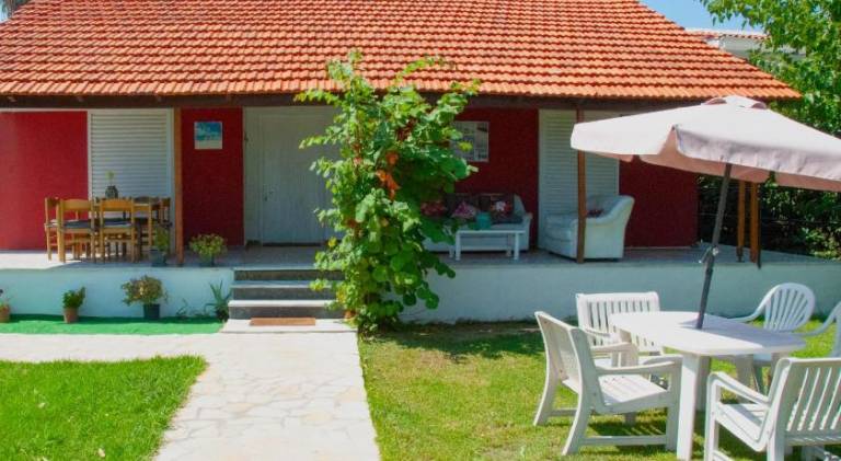 House Kavos