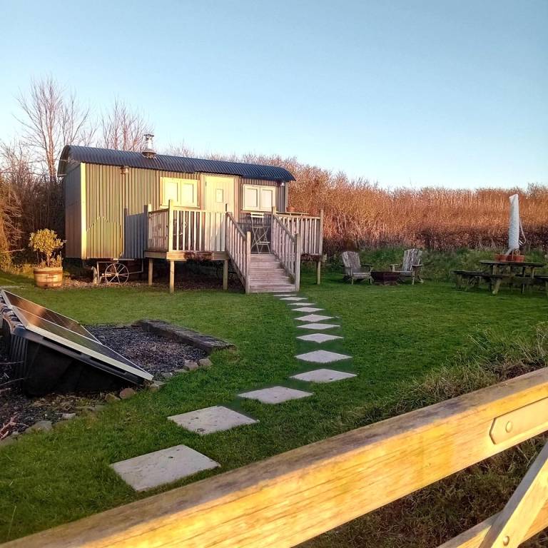 Camping  Hartland