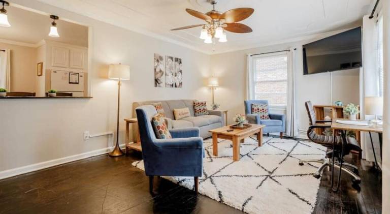 Ample vacation home | Good for workation | Pets are welcome — photo 2
