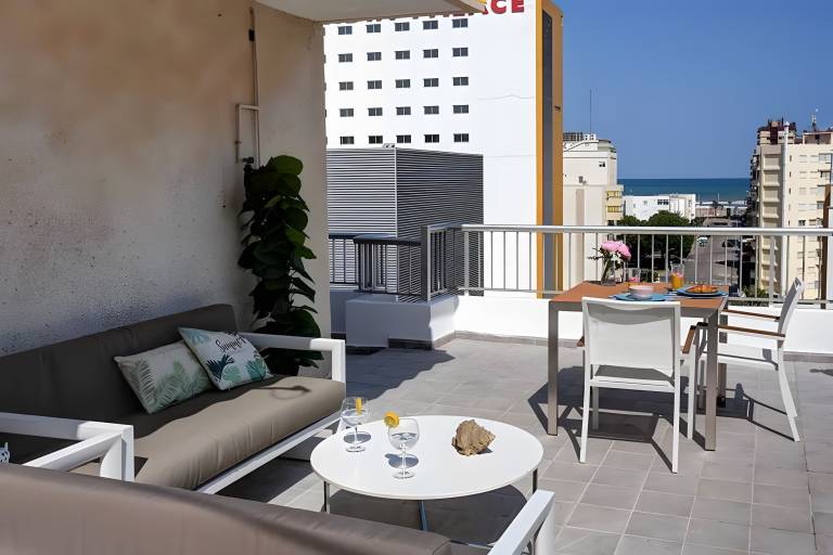 'Terrazas Playa Gandia' Apartment with Sea View, Wi-Fi and Air Conditioning — photo 3