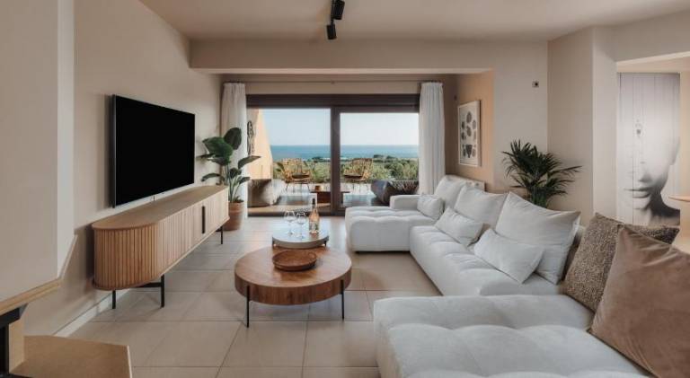 Fully equipped beautiful villa with terrace, private pool & barbeque | Beach nearby | Good for workation | Pet-friendly — photo 2