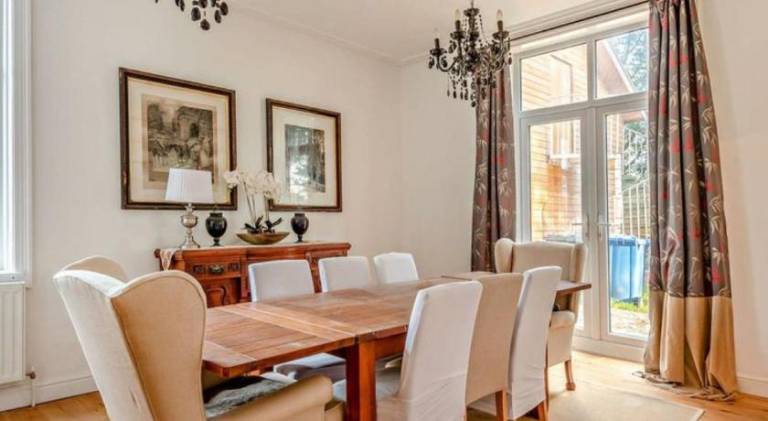 7 bedroom Large Edwardian family home — photo 4