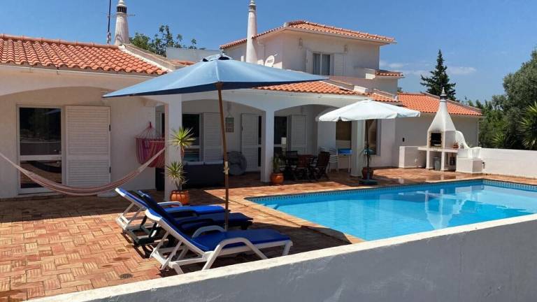 House  Faro
