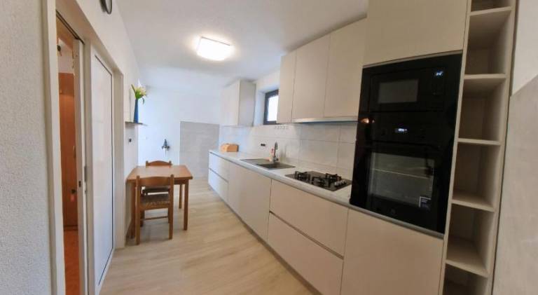 Lovely holiday apartment with patio, yard & BBQ | Close to the beach | Dogs allowed — photo 4