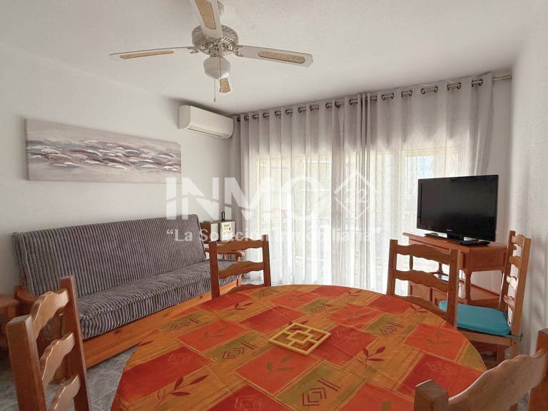 Rental apartment with patio — photo 3
