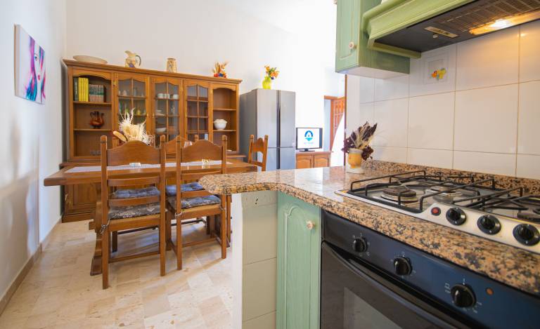 Children-friendly lovely apartment with terrace | City view | Close to the beach | Pets allowed — photo 2