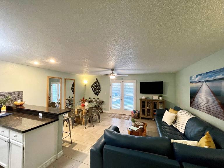 House with private pool — photo 4