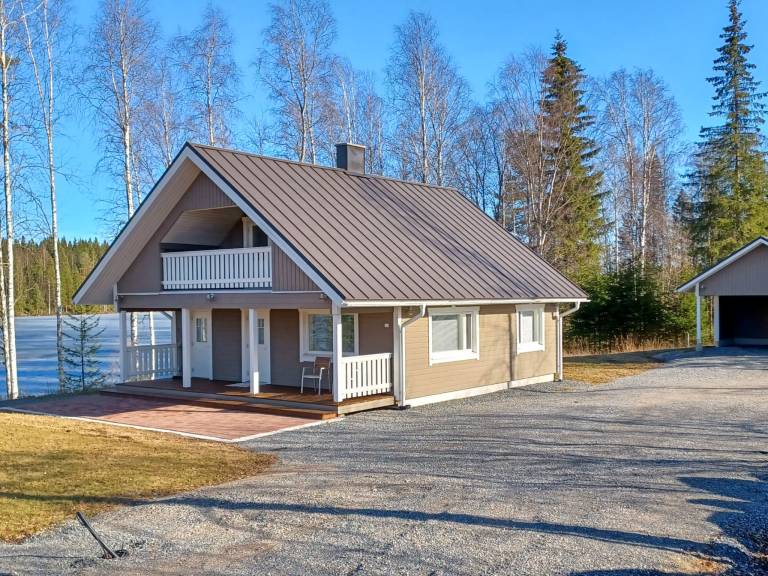 Vacation home with grill & sauna | Nature view in Kuopio