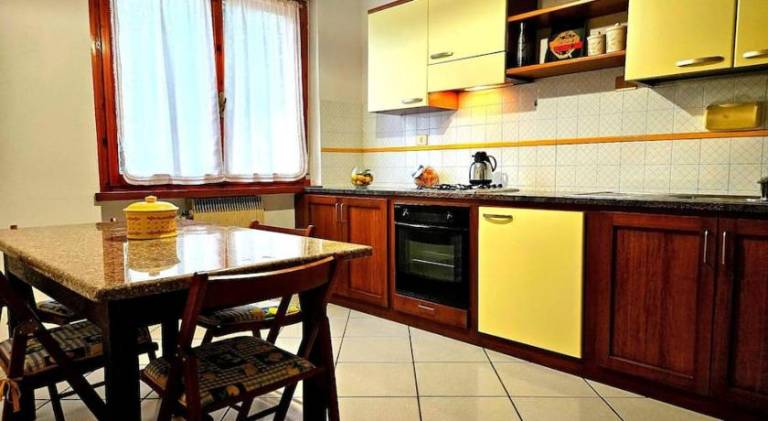 Holiday apartment with 2 rooms for 5 persons — photo 3