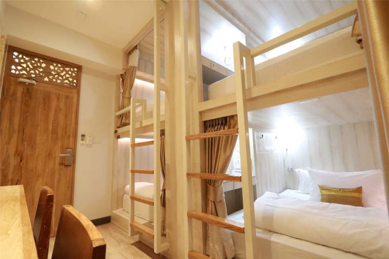 Mariya Lady Hostel At Suvarnabhumi Airport