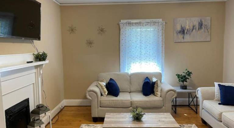 Vacation home with 3 rooms for 6 persons in Concord, NC