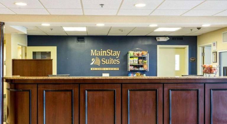 MainStay Suites Dover — photo 4