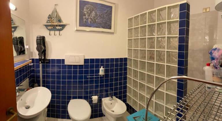 Holiday apartment with 2 rooms for 5 persons — photo 2