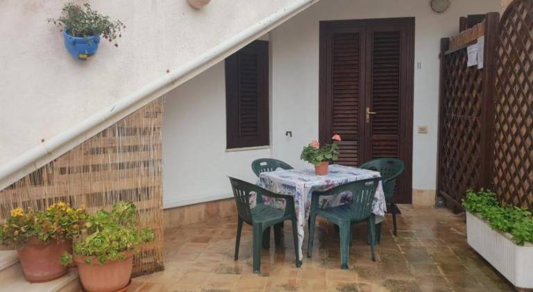 Rental apartment with 1 room for 5 persons in Favignana