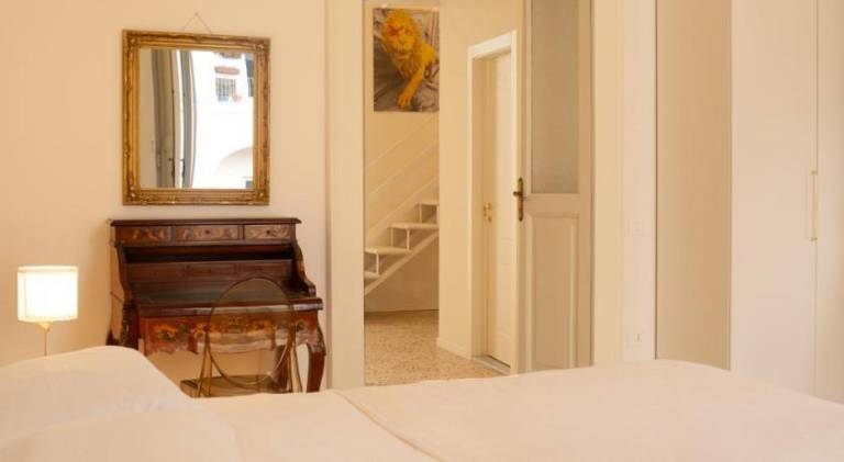 Holiday apartment with terrace — photo 2