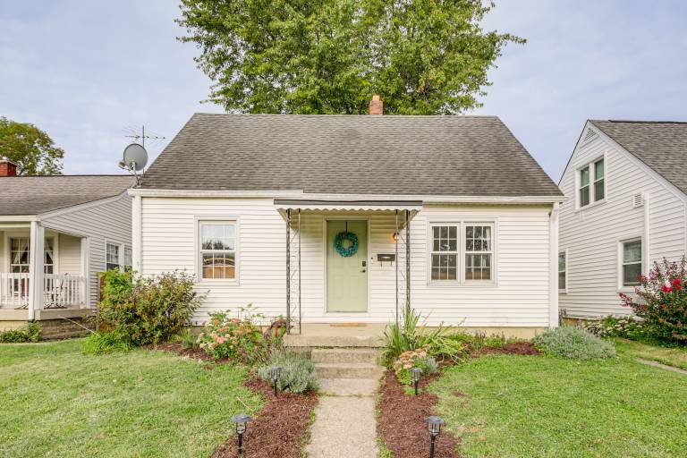 2 Blocks to Main St: Walkable Beech Grove Home! — photo 3