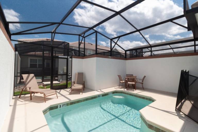 Fully equipped big vacation home with pool | Dogs allowed in Osceola, FL