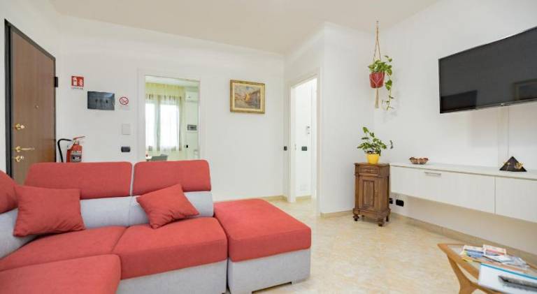 Apartment with 2 rooms for 5 persons in Saronno