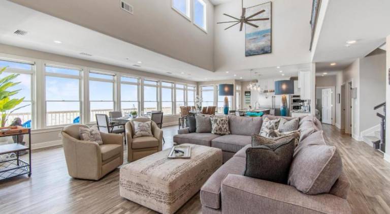 Vacation home | Beach nearby | Dogs allowed in Pensacola, FL