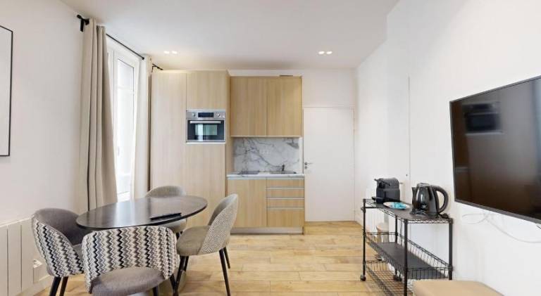 152 Suite Sylvie - Superbe Appartement a Paris in Montrouge