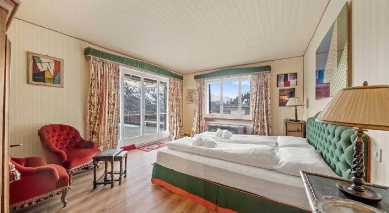StMoritz Center Vintage Terrace 180 full lake view — photo 2