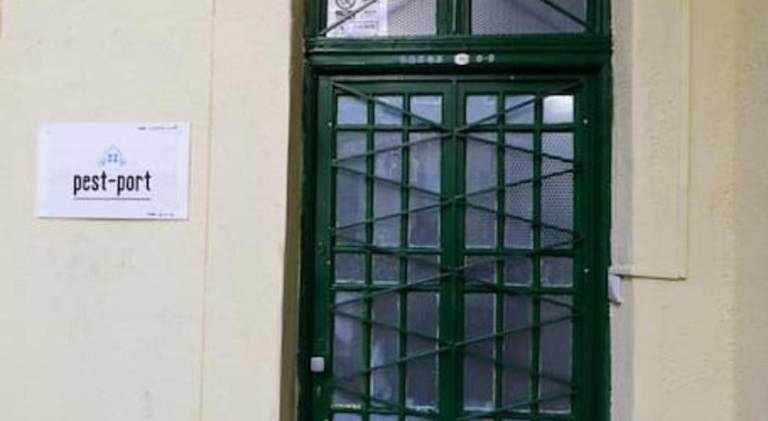 Budapest Pest-port apartment 4 rooms for 16 person in Budapest