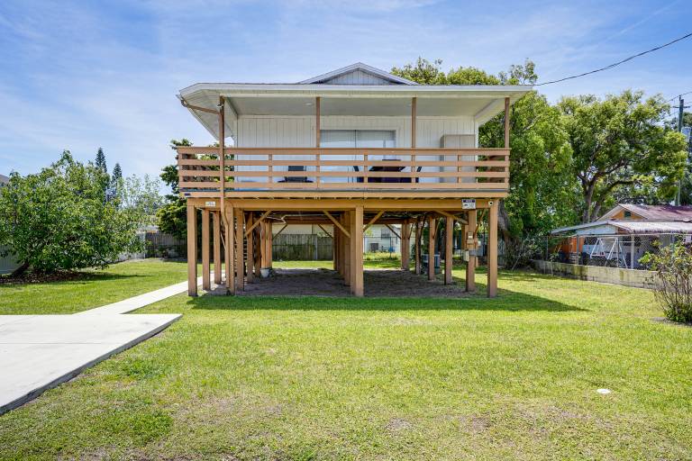 Near Airport & Sports Venues Tampa Sanctuary