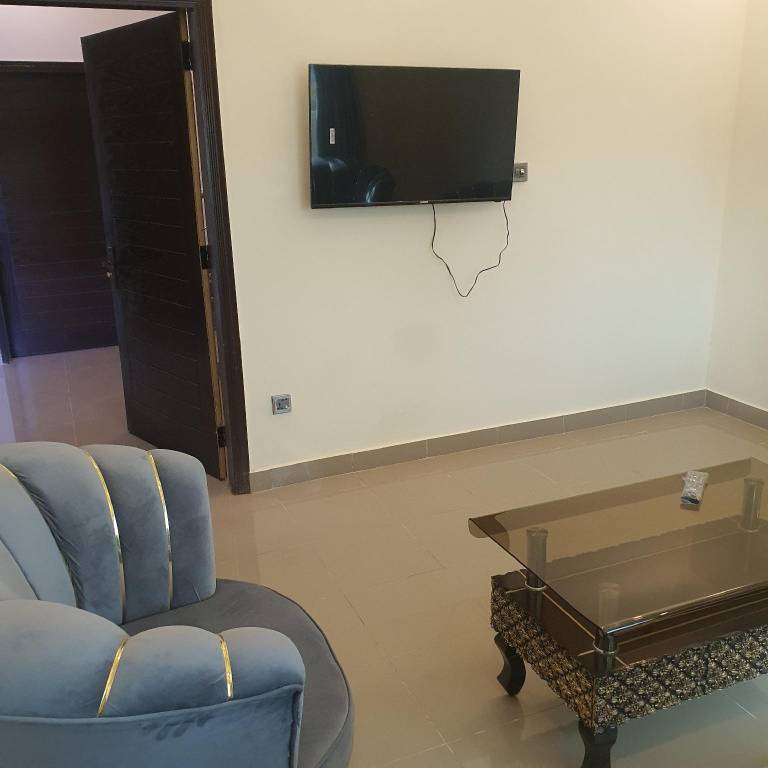 Villa with yard in Karachi