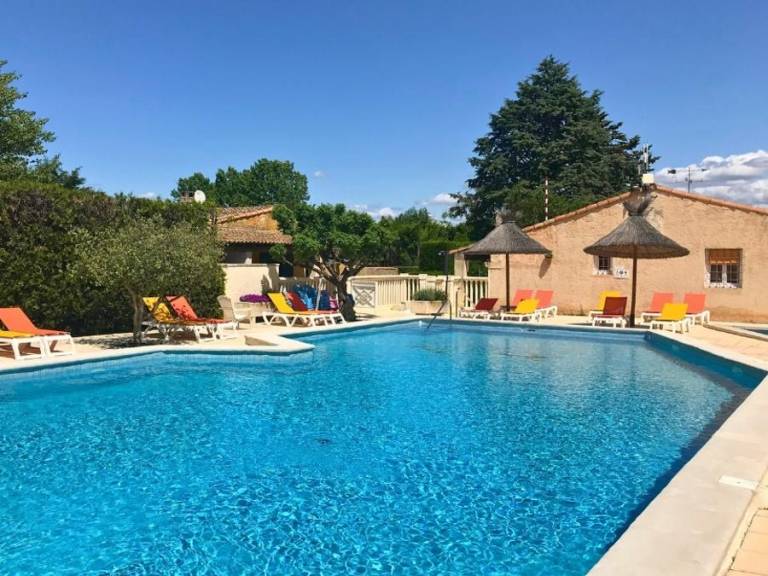 Nice mobile home with heated pool & patio | Pet-friendly — photo 3