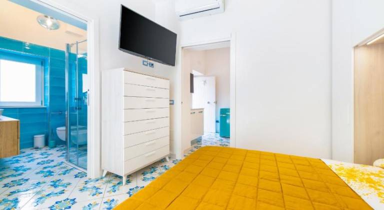 Rental apartment with 2 rooms for 3 persons — photo 2
