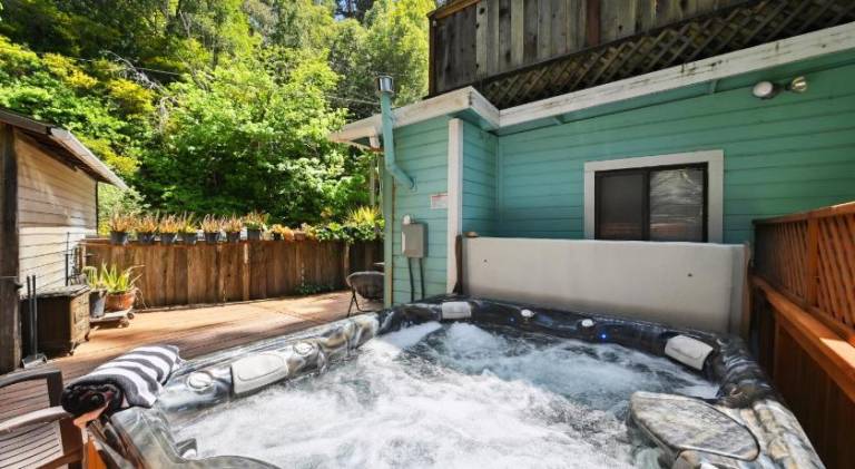 House with jacuzzi | Close to the beach | Pets are welcome — photo 2