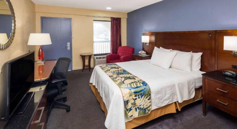Days Inn by Wyndham Walterboro — photo 2