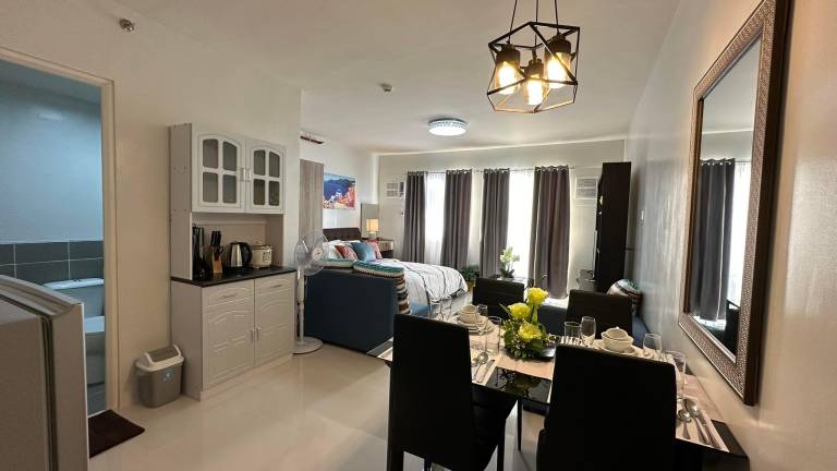 Charming apartment with yard, pool & grill | Suitable for remote work | Pet-friendly — photo 4